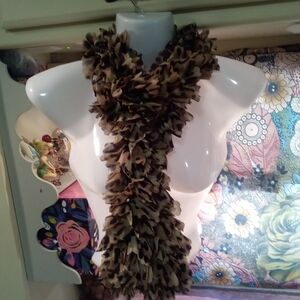 Chic Leopard Print Women's Scarf
